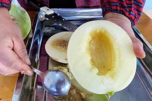 上海地产吃瓜,吃瓜群众眼中的地产盛宴